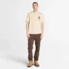 T-shirt pour homme Timberland® Brand Carrier avec slogan imprimé dans le dos T-shirt pour homme Timberland® Brand Carrier avec slogan imprimé dans le dos